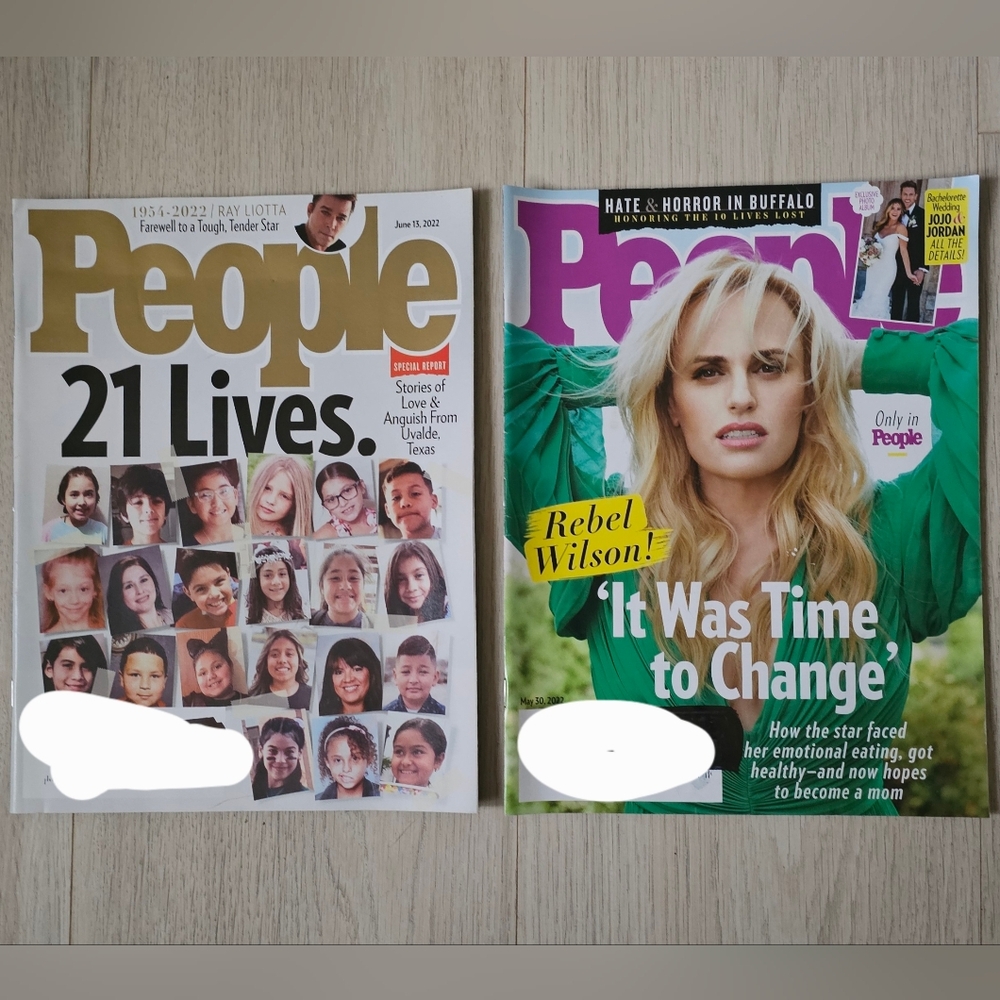 People Magazine Collection - Picture 3 of 5